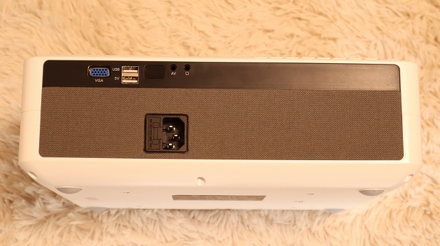 VANKYO V630 後ろ